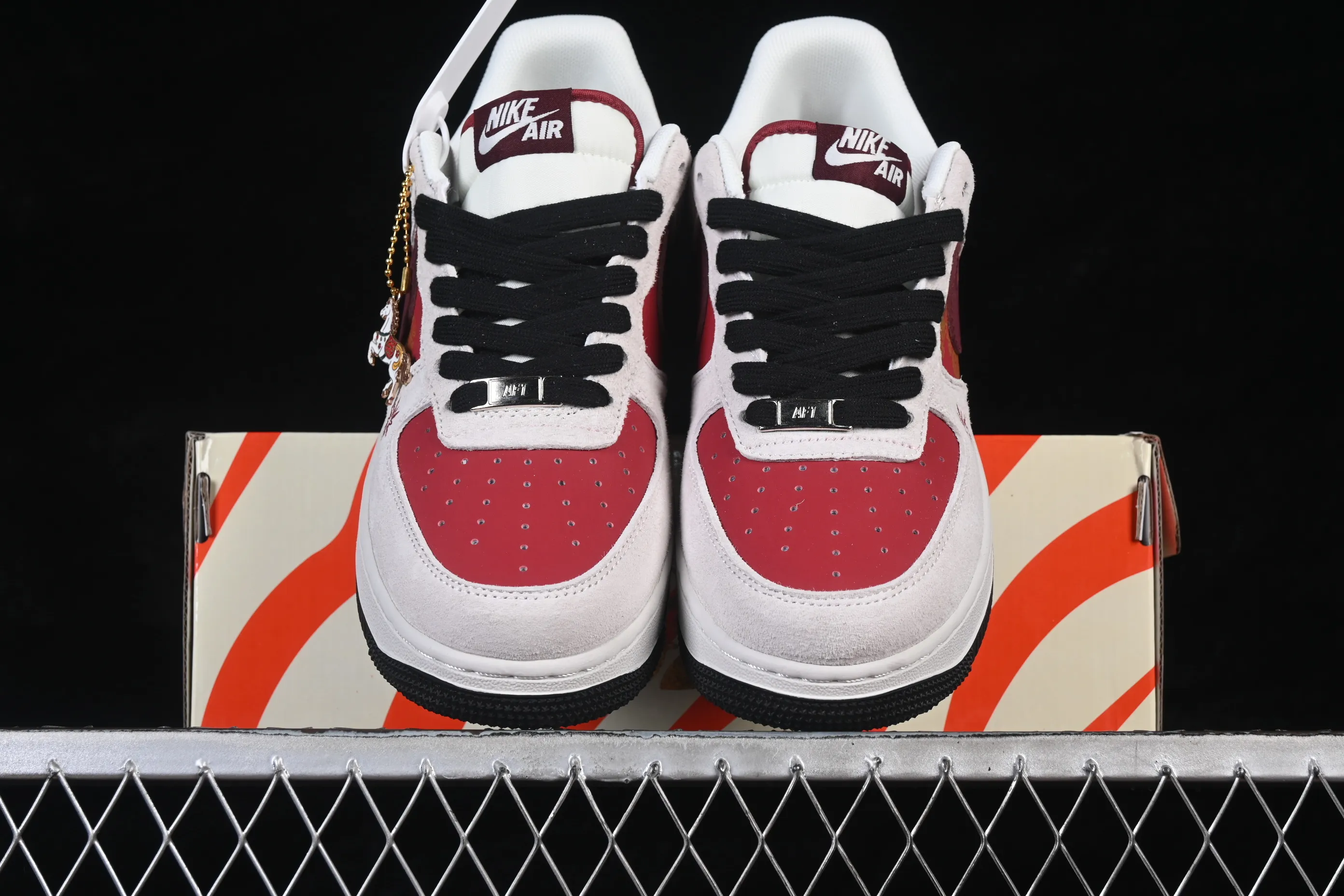All categories Nk Air Force 1 Air Force series Nk Air Force 1 Low Air Force low-top Nike Air Force 1'07 Low red and white contrast Air Force 1 low-top casual sneakers JP2026-138